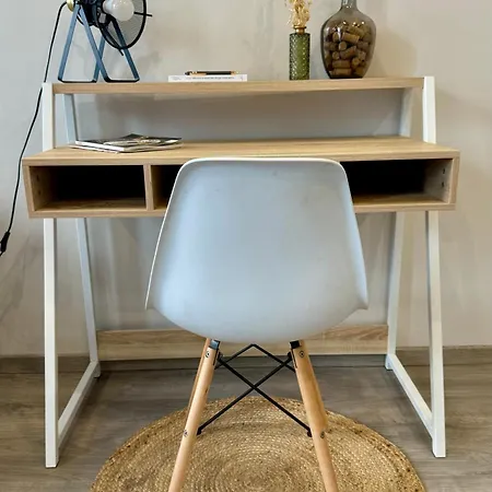 Magnolia, Centre De アパート